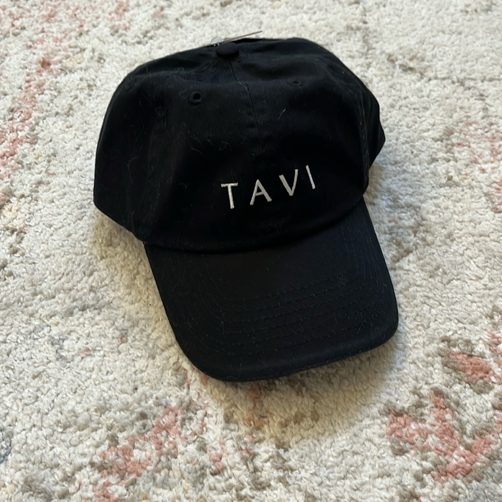 Black Tavi Hat